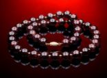 Diamantové náhrdelníky - Náhrdelník zlatý, granát. Dĺžka: 45cm