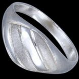Prstene bez kameňov - Prsteň strieborný, pásiky